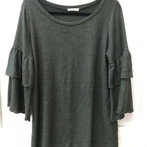 XL 3/4 bell sleeve winter top
